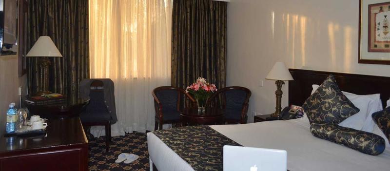 Jacaranda Hotel Nairobi Esterno foto